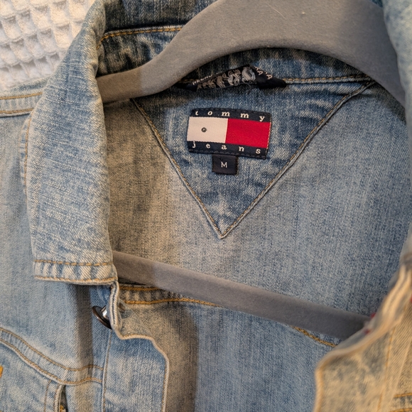 Tommy Hilfiger Light Blue Jean Jacket, Stretch Comfort Solid Construction - Picture 3 of 7